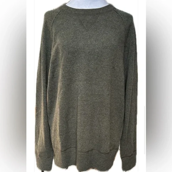 NWT CASHMERE crewneck luxury sweater olive green AE77 - Picture 1 of 9